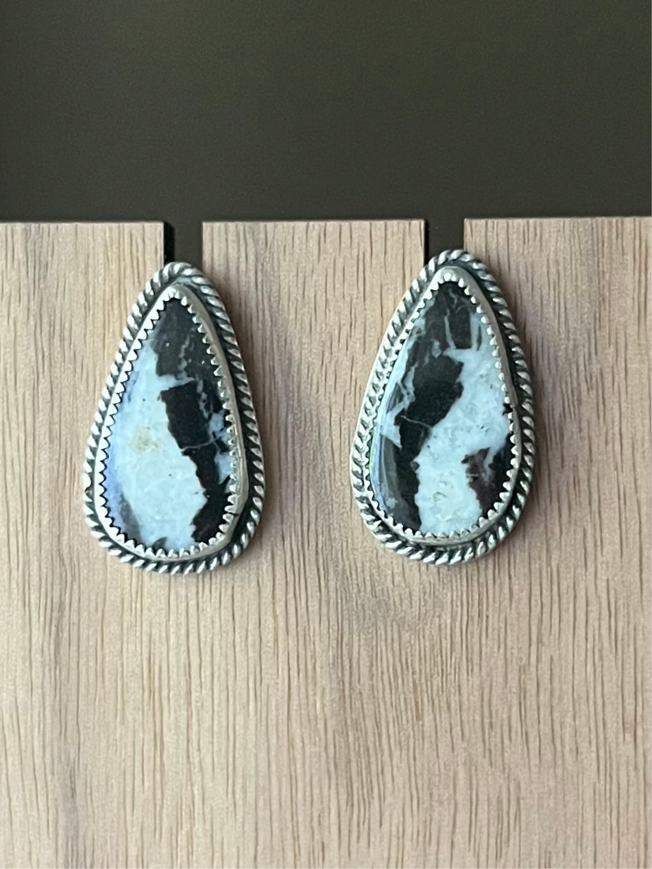 White Buffalo Pear Stud Earrings
