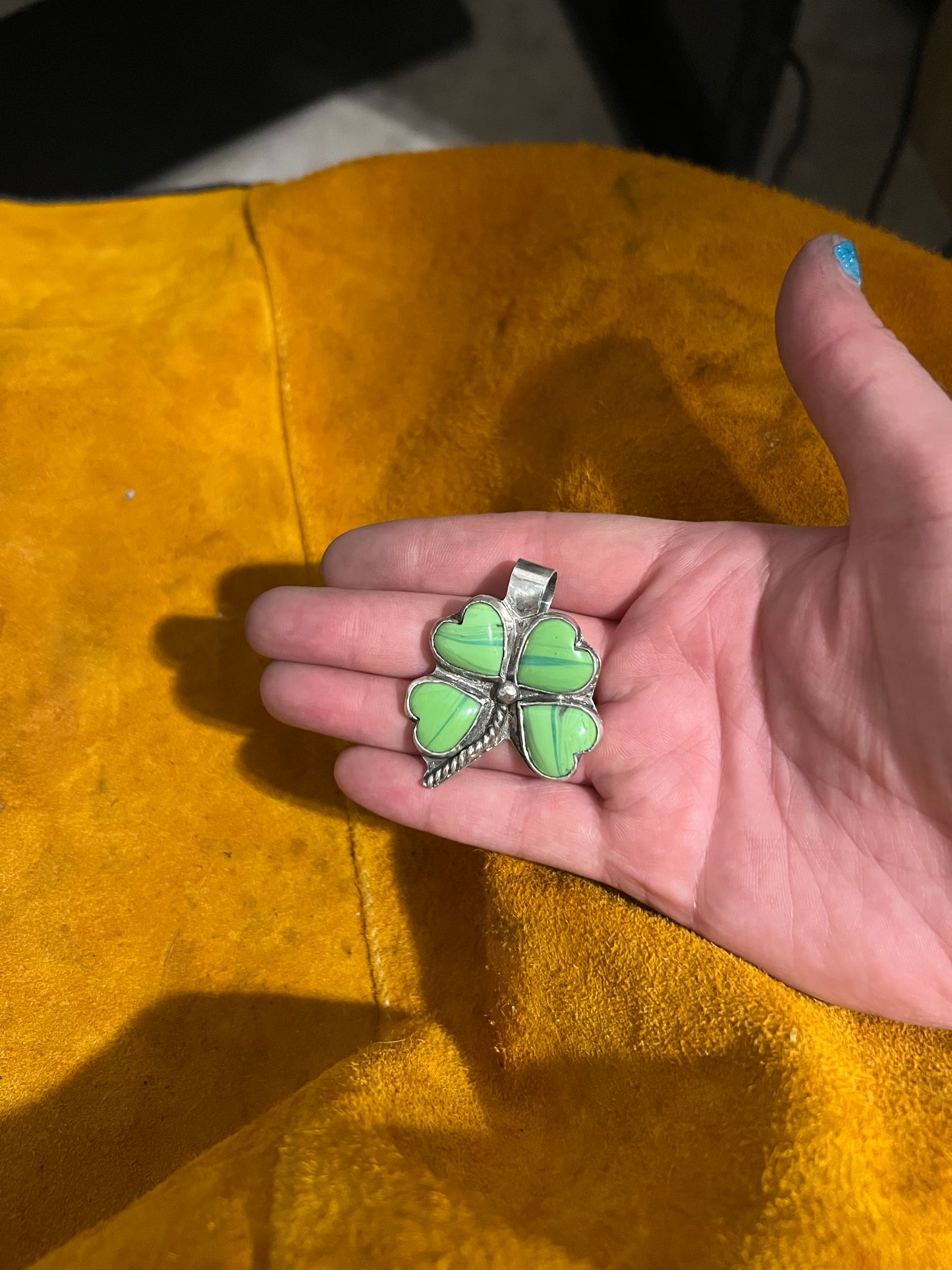 Green Rosarita Four Leaf Clover Pendant *PRE ORDER*