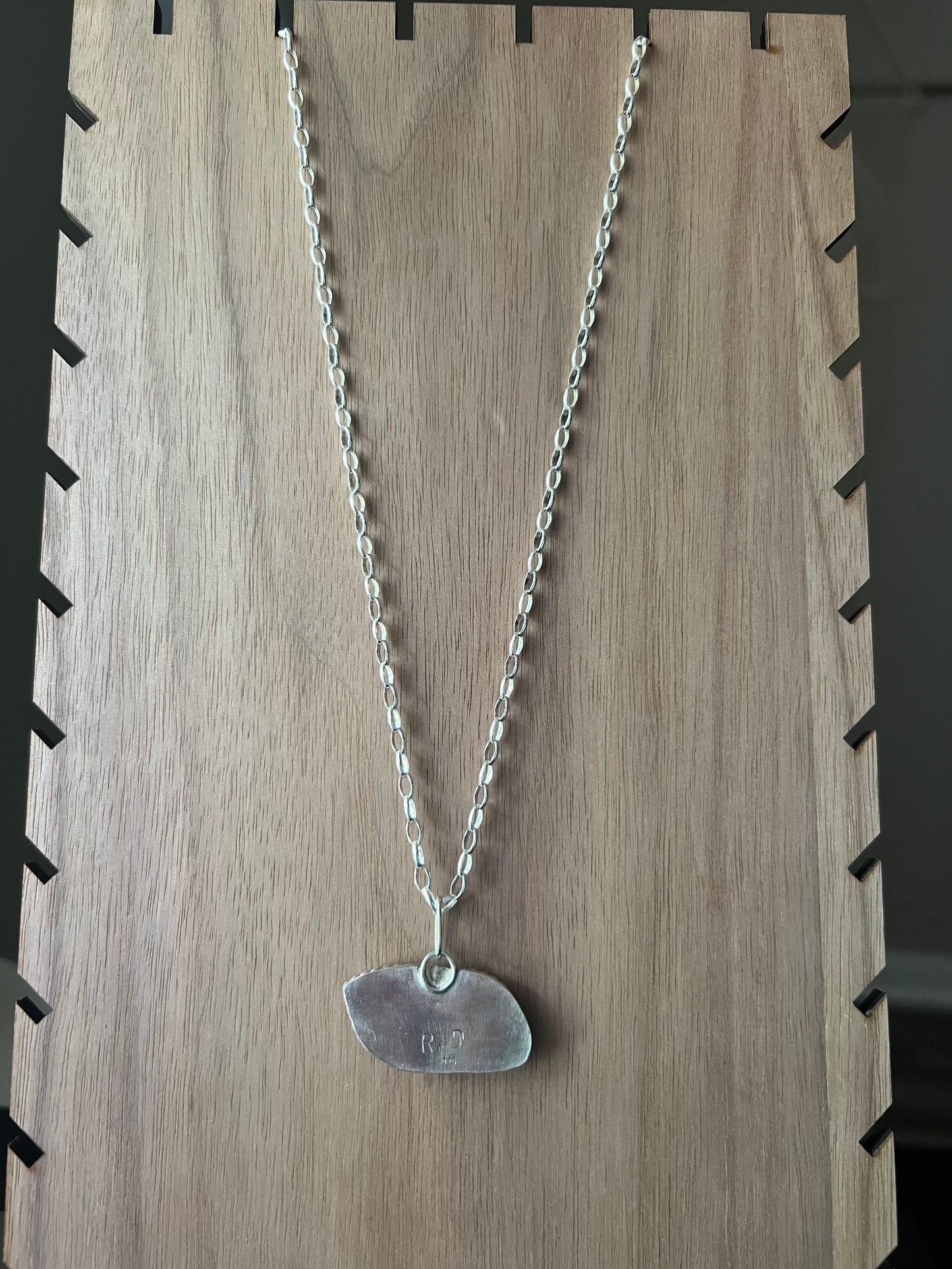 White Buffalo 16in Necklace