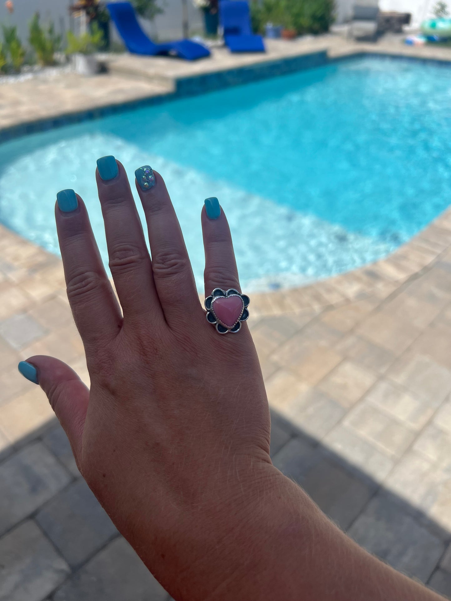 Western Royalty - Elegant Handmade Adjustable Ring with Heart Pink Conch Cabochon